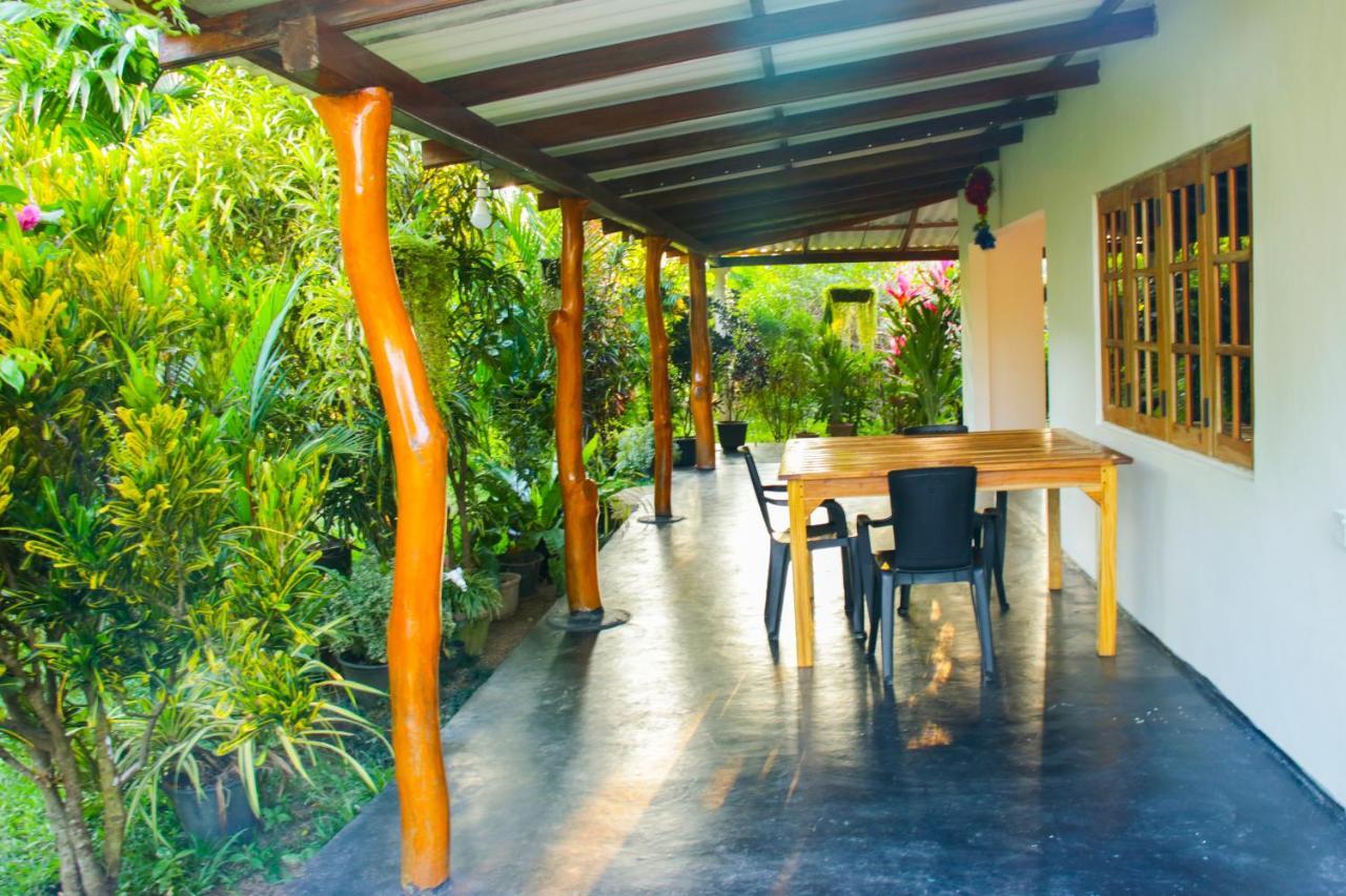Sigiri Sandilu Homestay Sigiriya Bagian luar foto