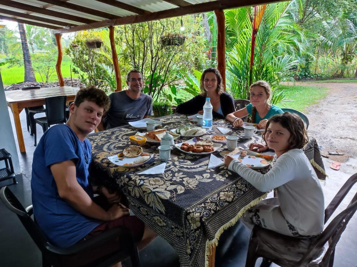 Sigiri Sandilu Homestay Sigiriya Bagian luar foto